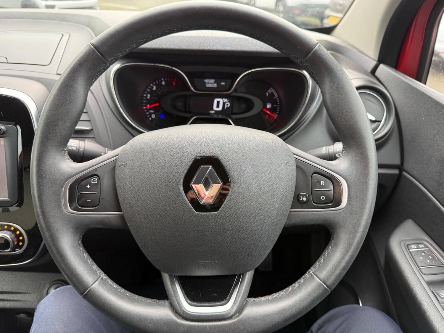 Used Renault Captur for sale - 78136125: Photo 17