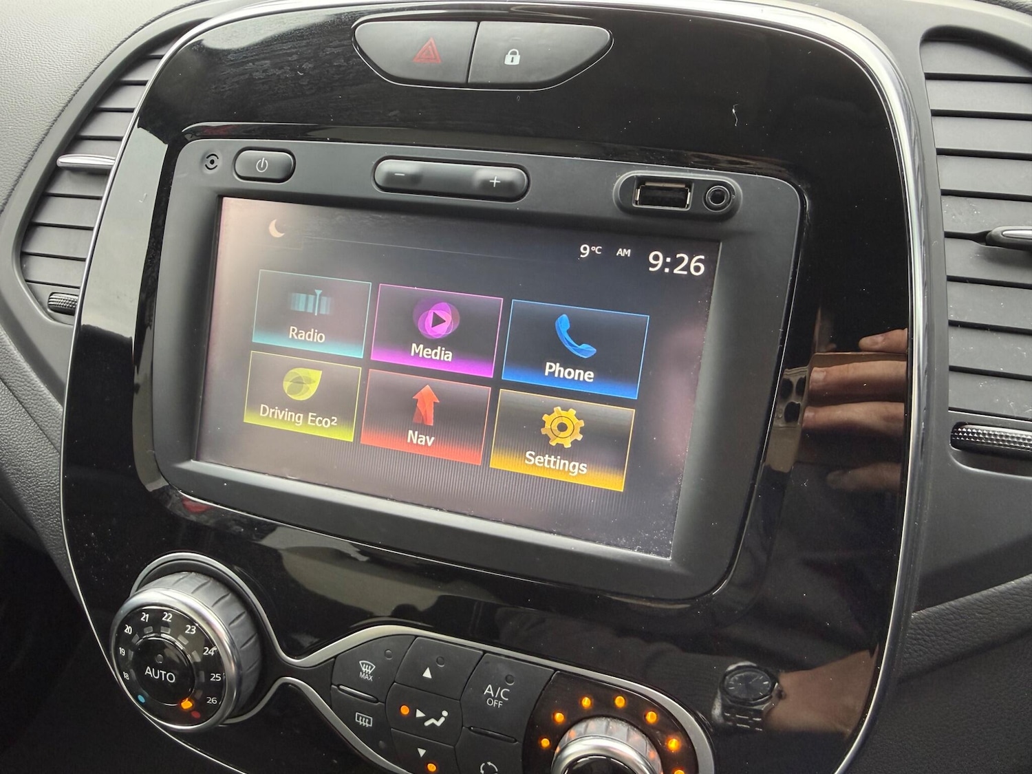 Used Renault Captur for sale - 78136125: Photo 21