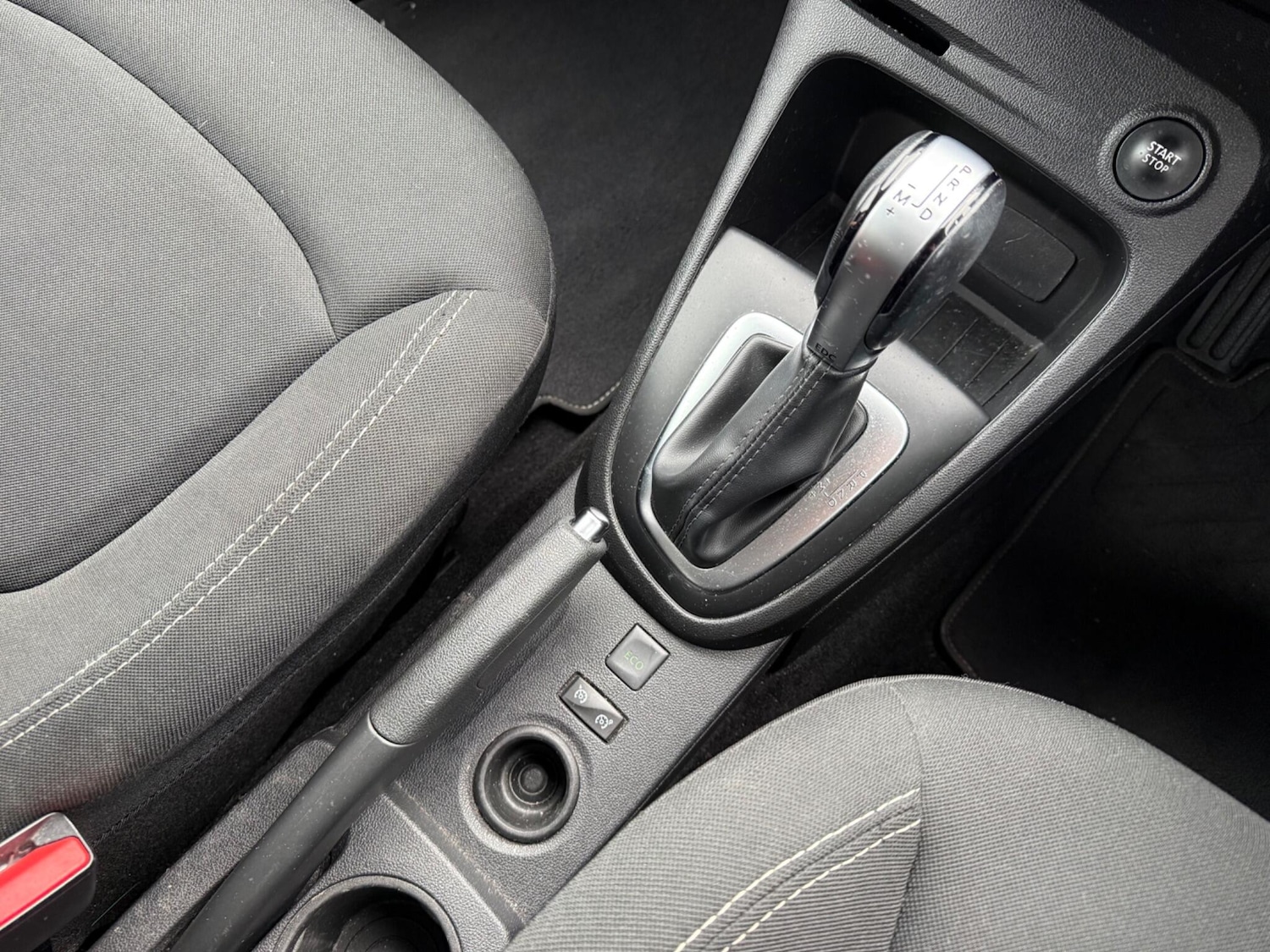 Used Renault Captur for sale - 78136125: Photo 27