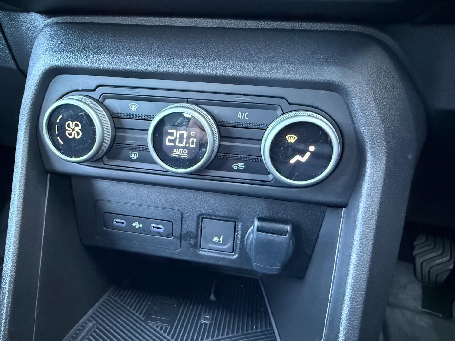 Used Dacia Sandero Stepway for sale - 78116382: Photo 32