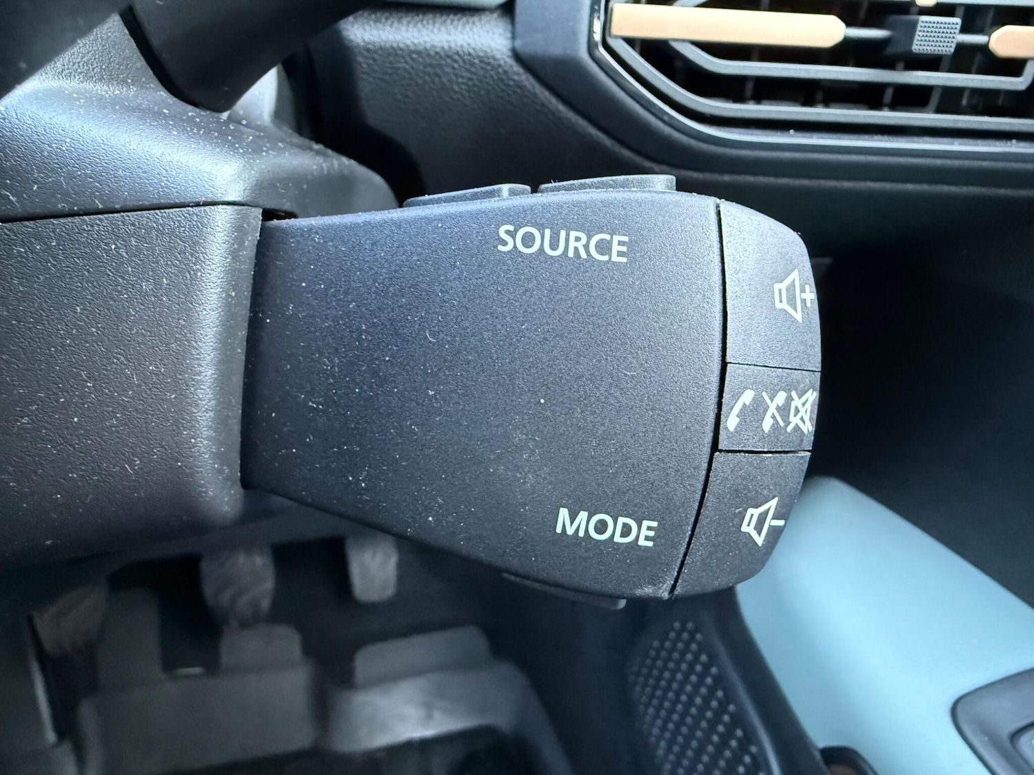 Used Dacia Sandero Stepway for sale - 78116382: Photo 41