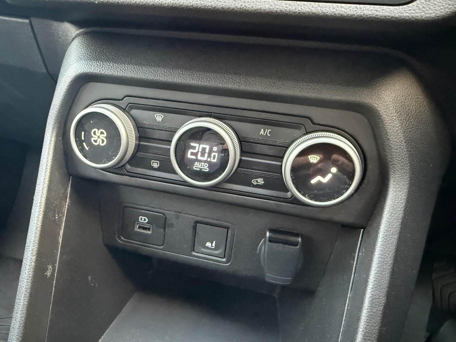 Used Dacia Sandero 2023 for sale - 77709718: Photo 28