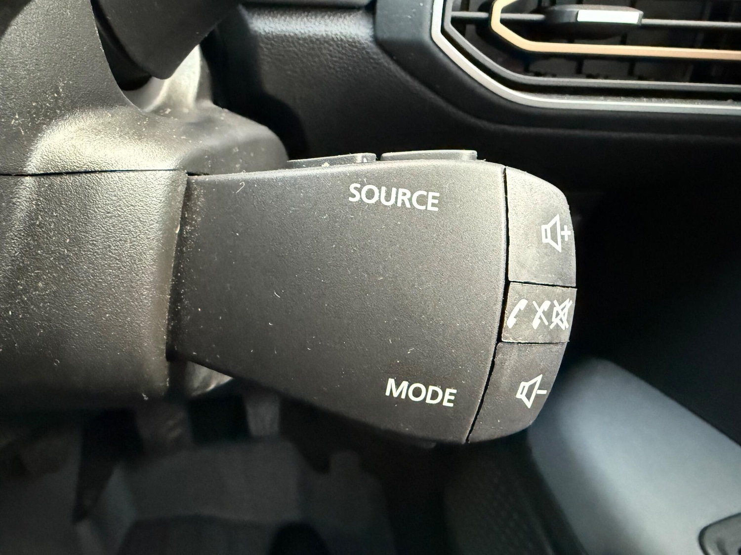 Used Dacia Sandero 2023 for sale - 77709718: Photo 36