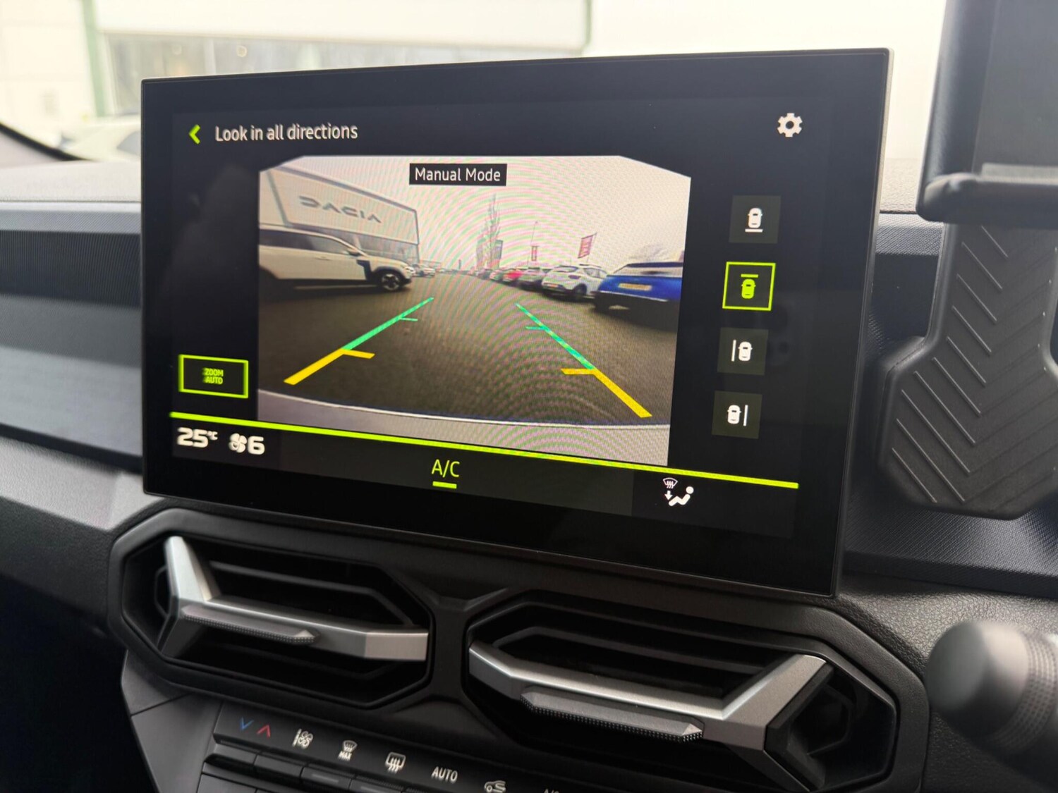 Used Dacia Duster 2026 for sale - 77358703: Photo 32