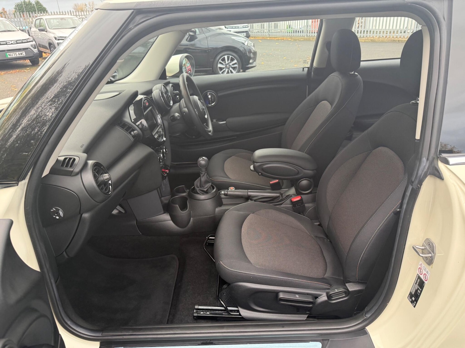 Used MINI Hatch 2020 for sale - 76457293: Photo 16