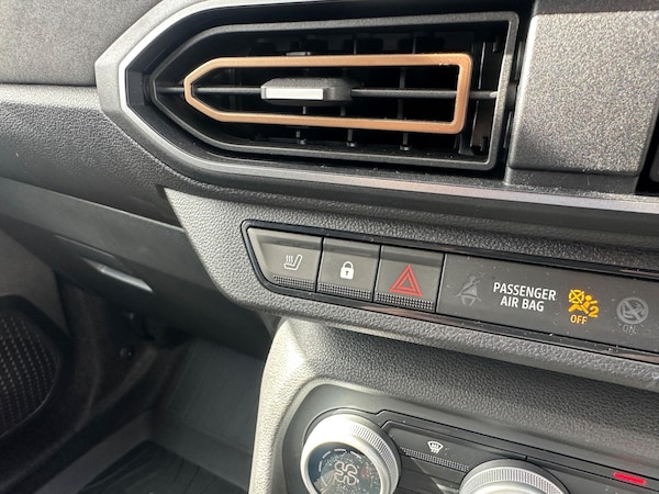 Used Dacia Jogger 2025 for sale - 76314782: Photo 19