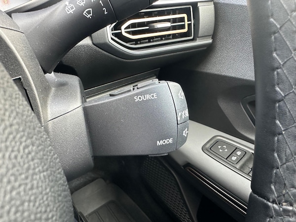 Used Dacia Jogger 2025 for sale - 76314782: Photo 28