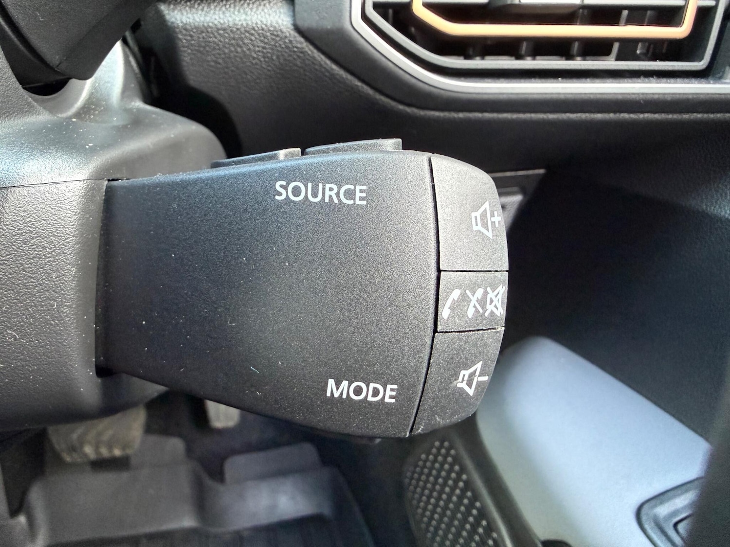 Used Dacia Jogger 2025 for sale - 78035062: Photo 46