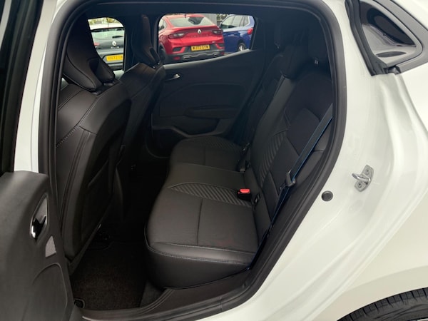 Used Renault Clio 2025 for sale - 76200229: Photo 11