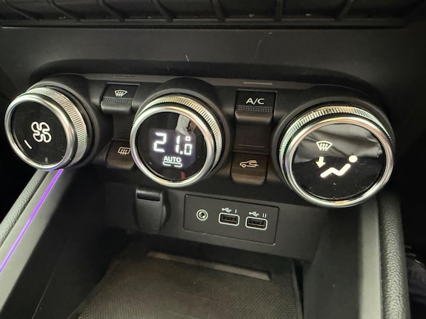 Used Renault Clio 2025 for sale - 76200229: Photo 23