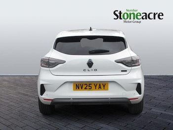 Used Renault Clio 2025 for sale - 76200229: Photo