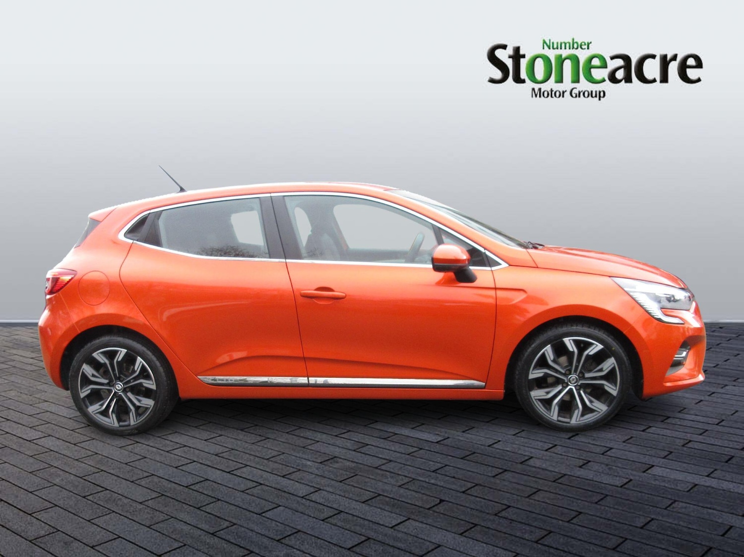 Used Renault Clio 2022 for sale - 77155966: Photo 2