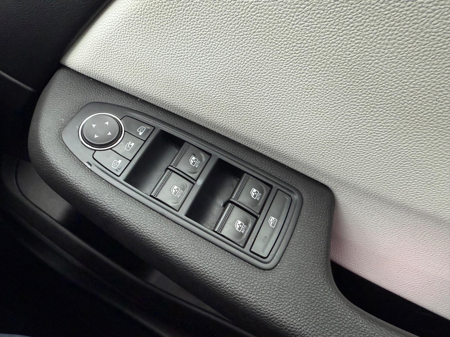 Used Renault Clio 2022 for sale - 77155966: Photo 38