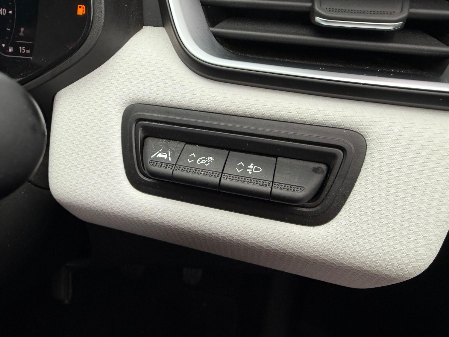 Used Renault Clio 2022 for sale - 77155966: Photo 39