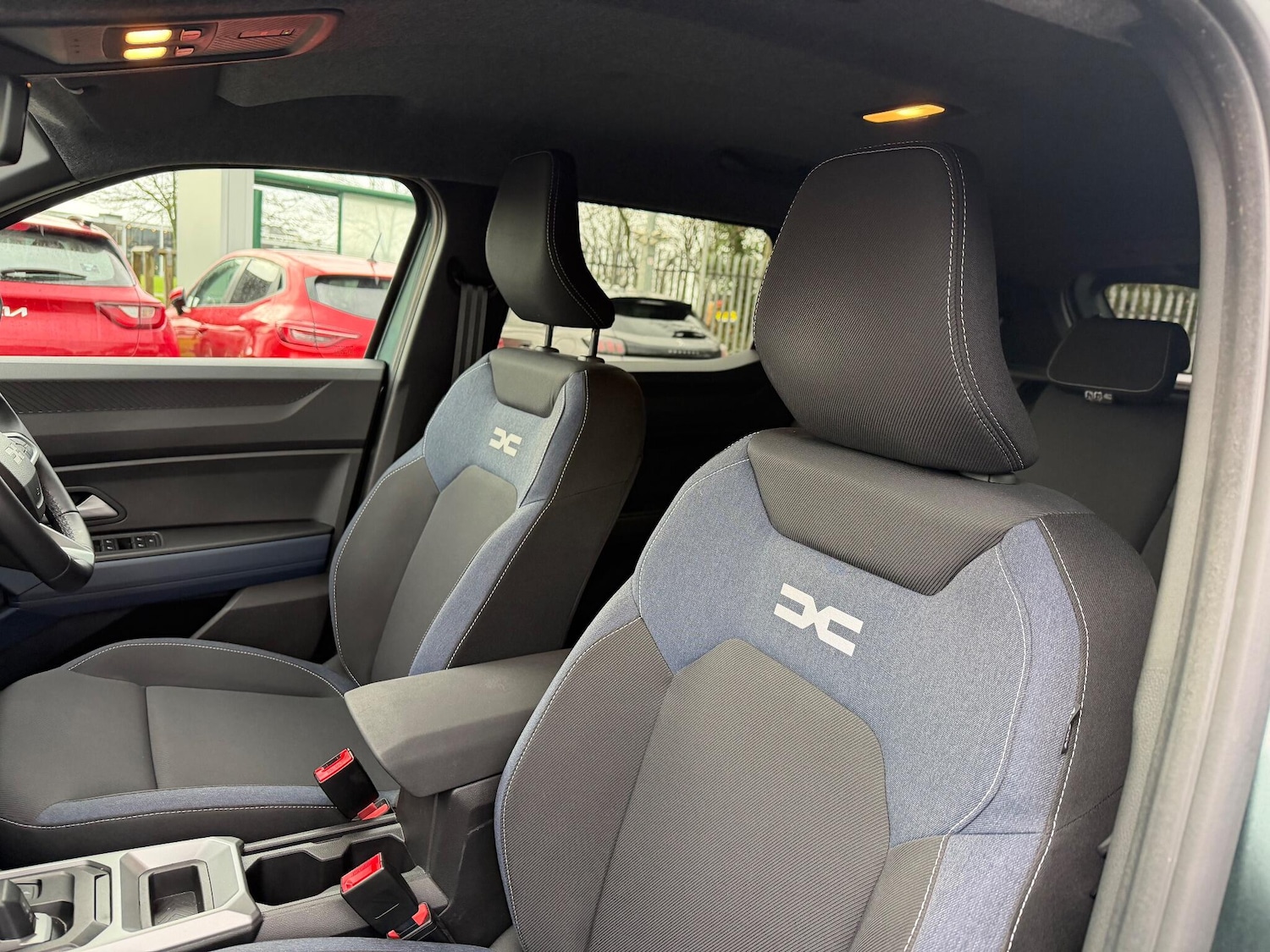 Used Dacia Duster 2025 for sale - 77320971: Photo 25