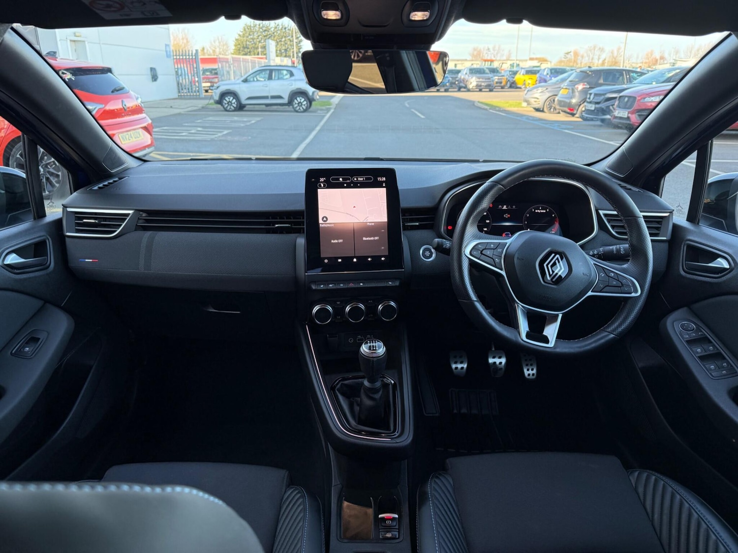 Used Renault Clio for sale - 77925209: Photo 11