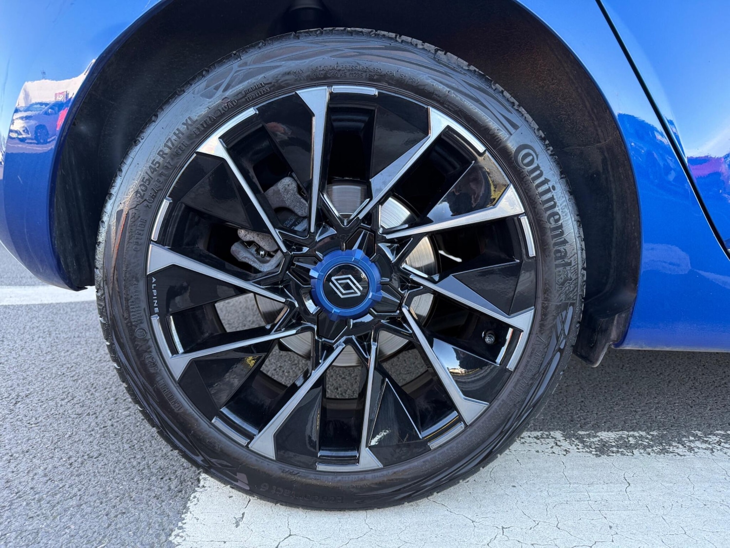 Used Renault Clio for sale - 77925209: Photo 2