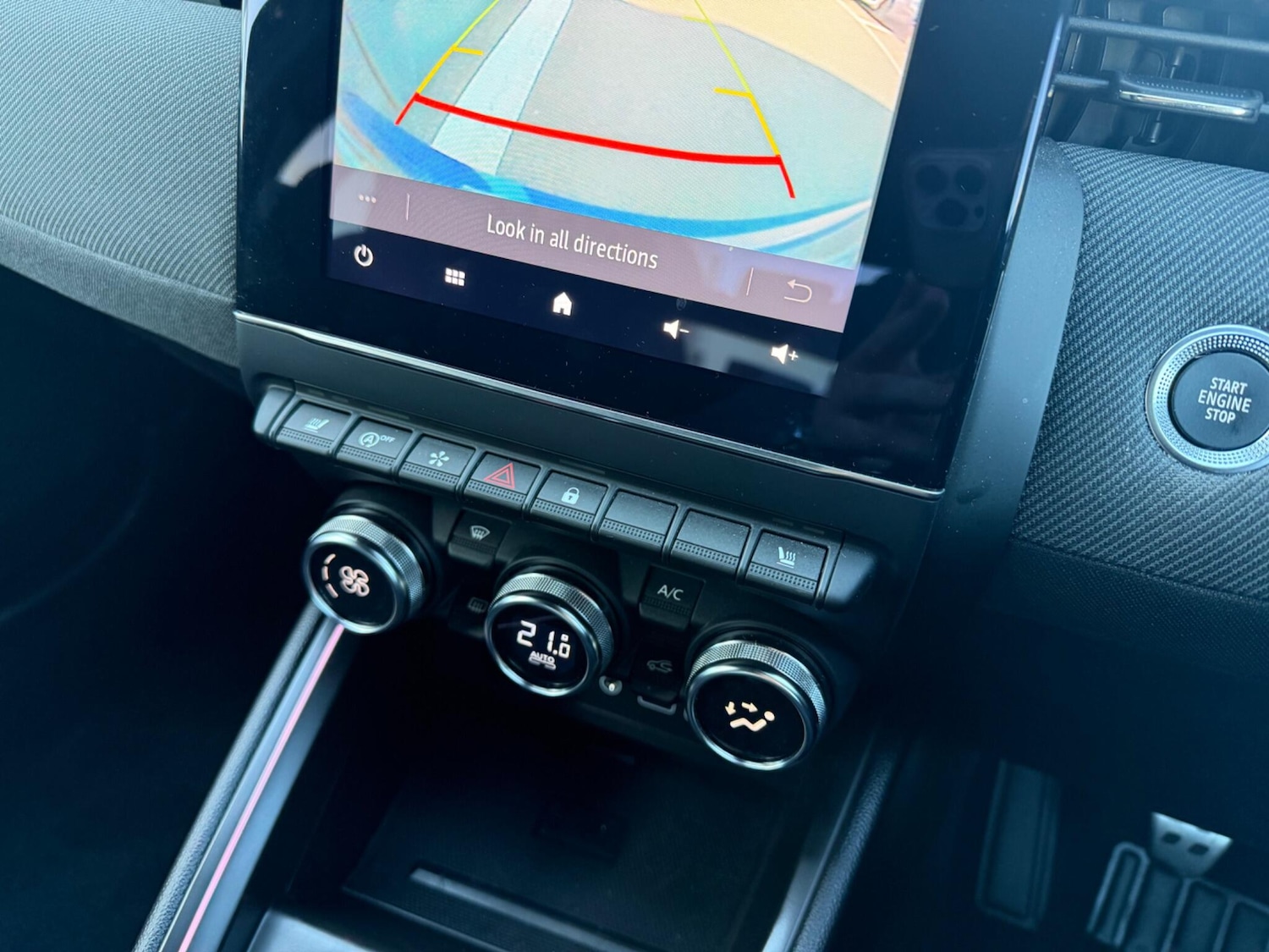 Used Renault Clio for sale - 77925209: Photo 23