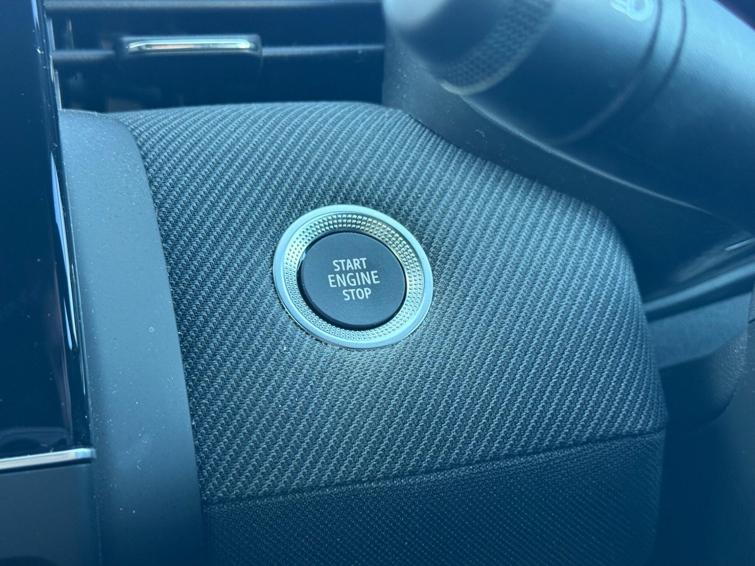 Used Renault Clio for sale - 77925209: Photo 25