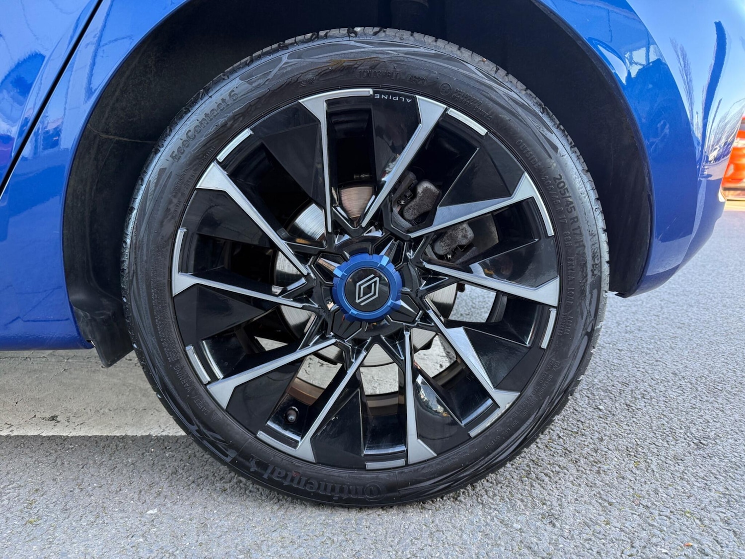 Used Renault Clio for sale - 77925209: Photo 3