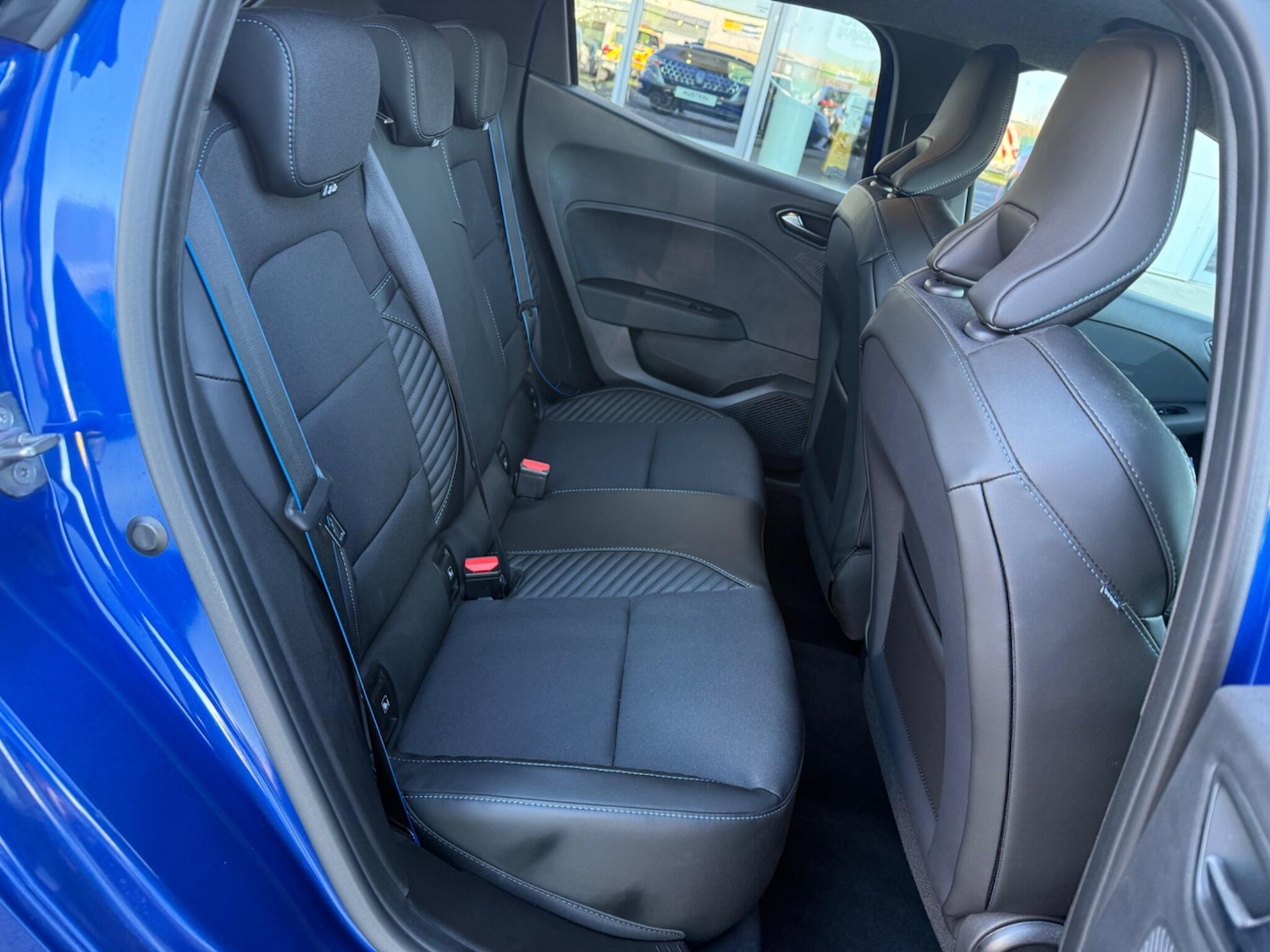 Used Renault Clio for sale - 77925209: Photo 9