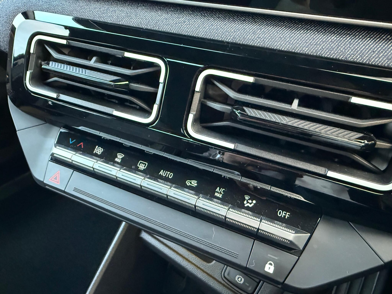 Used Renault 5 E-Tech electric 2025 for sale - 76801969: Photo 34