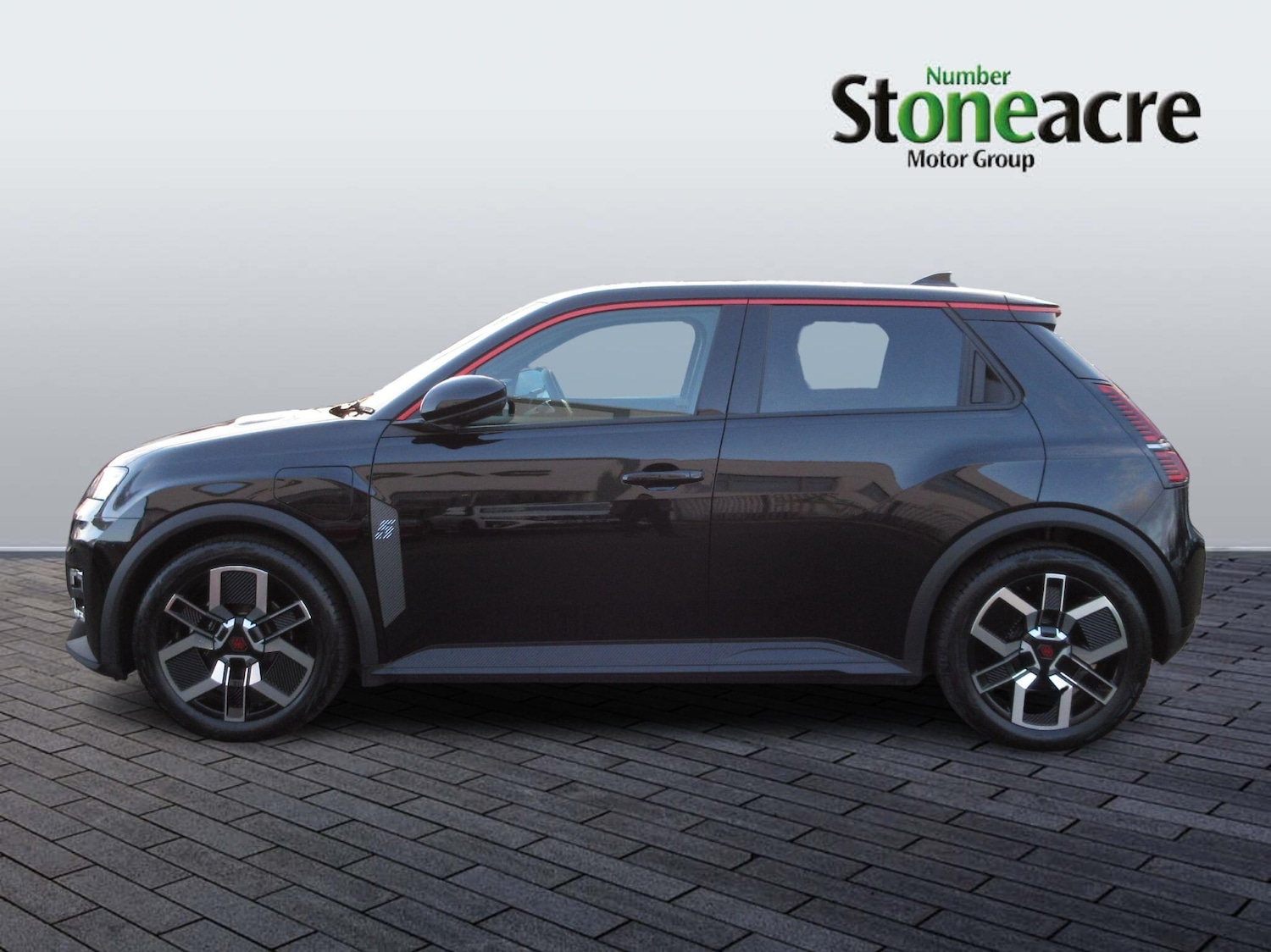 Used Renault 5 E-Tech electric 2025 for sale - 76801969: Photo 6