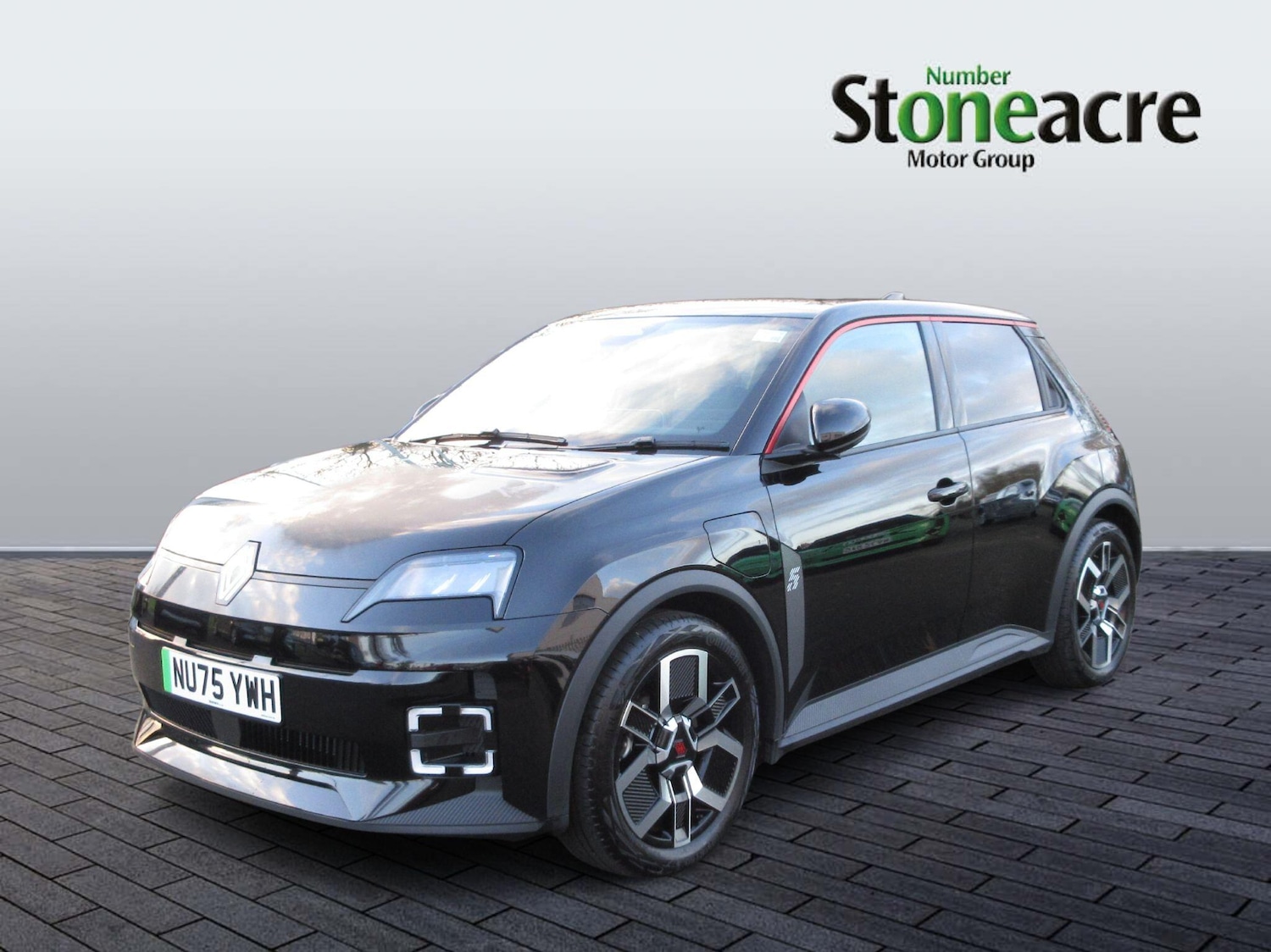 Used Renault 5 E-Tech electric 2025 for sale - 76801969: Photo 7