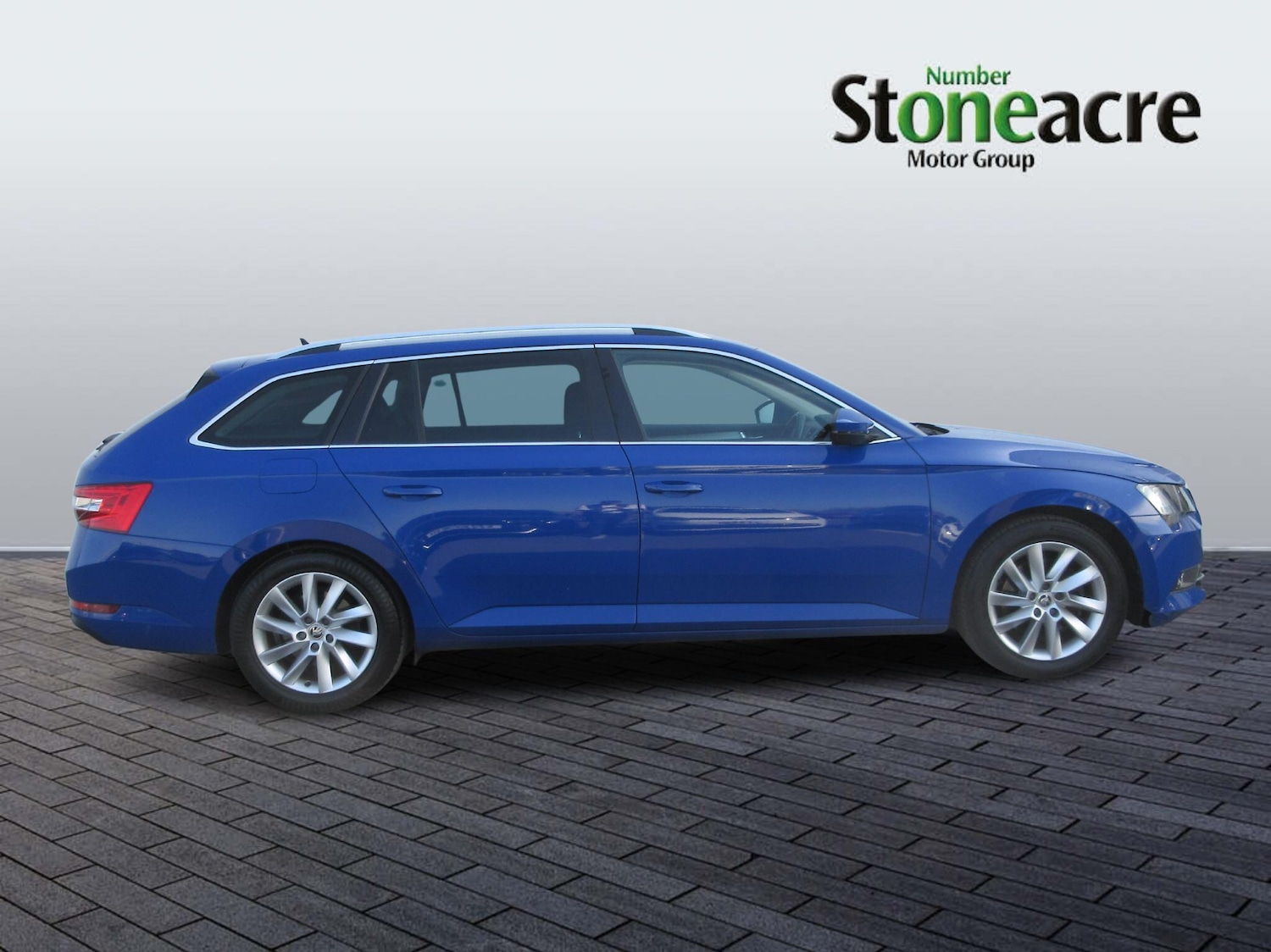 Used Skoda Superb 2018 for sale - 78204068: Photo 2