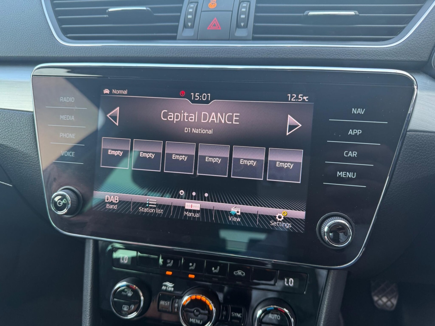 Used Skoda Superb 2018 for sale - 78204068: Photo 21