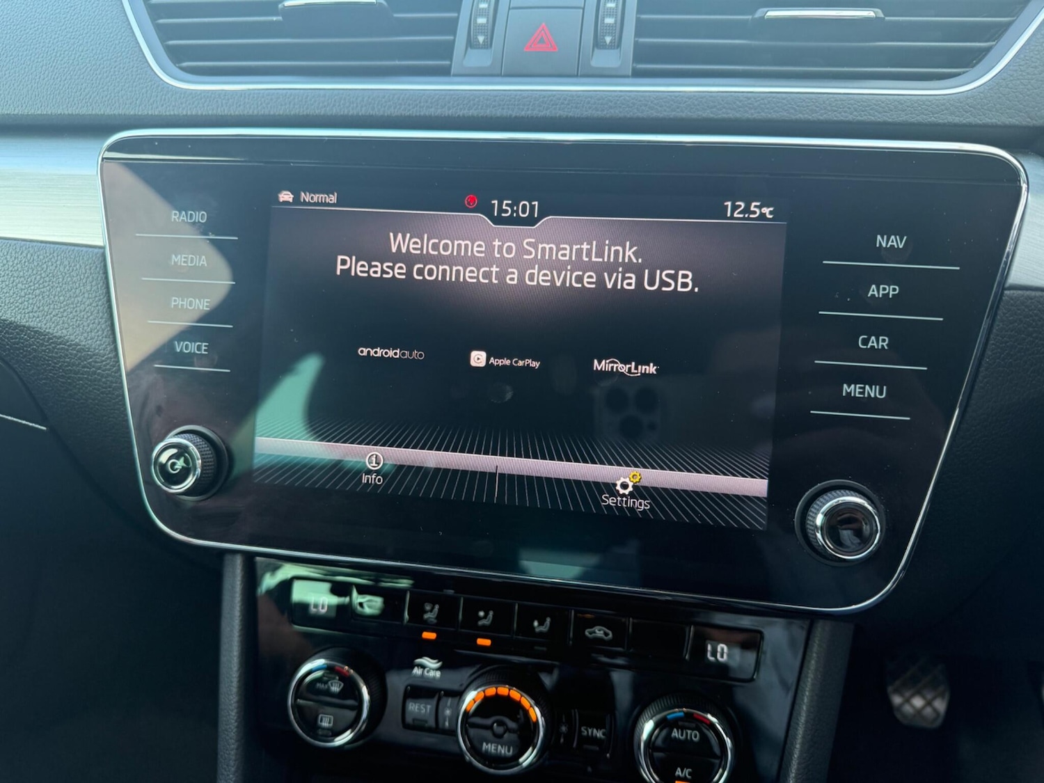 Used Skoda Superb 2018 for sale - 78204068: Photo 25