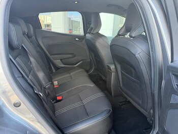 Used Renault Clio 2023 for sale - 78562283: Photo