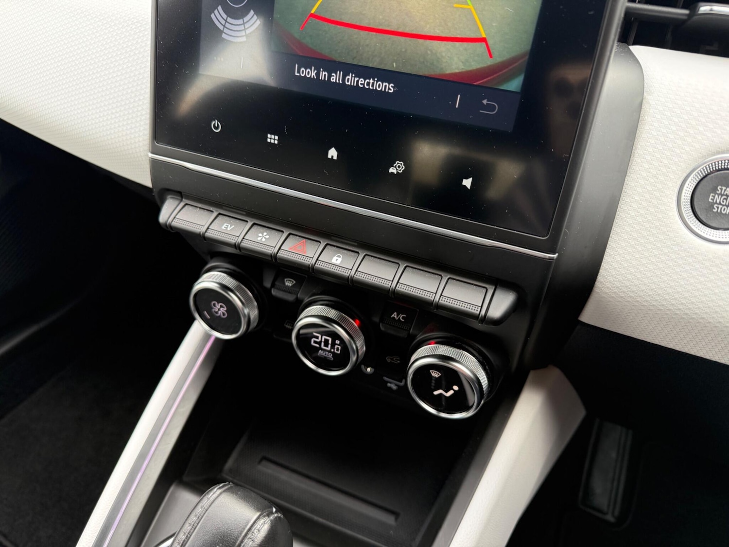 Used Renault Clio for sale - 77753833: Photo 23