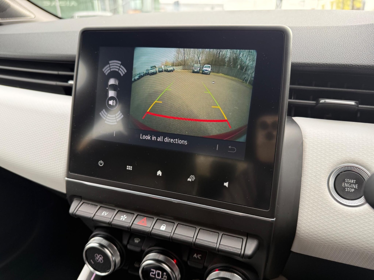 Used Renault Clio for sale - 77753833: Photo 24