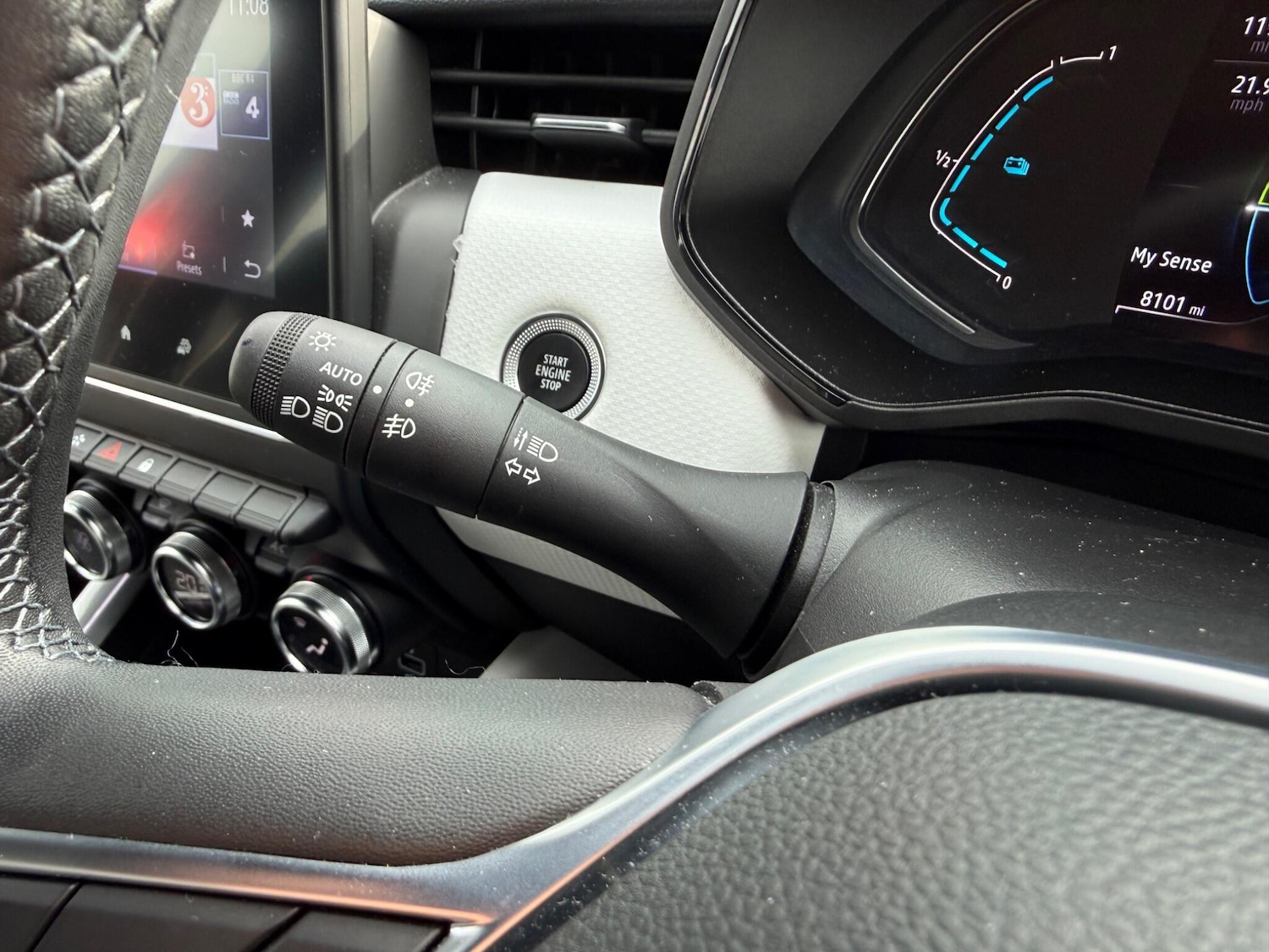 Used Renault Clio for sale - 77753833: Photo 34