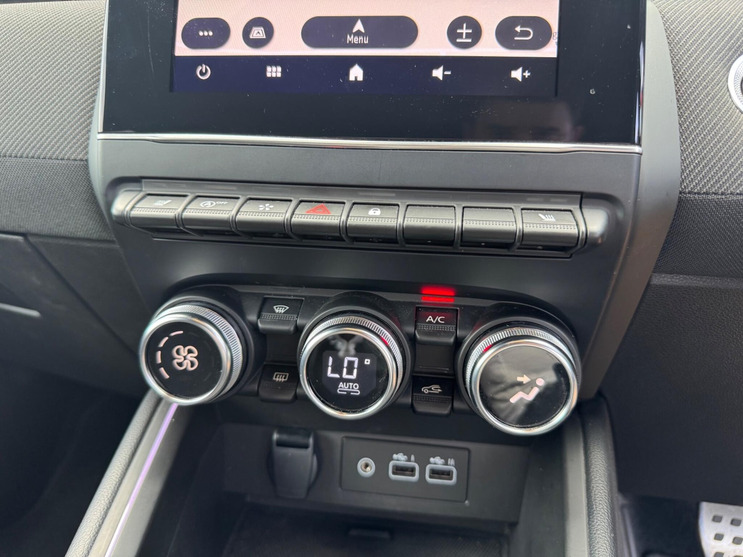 Used Renault Clio 2024 for sale - 76485999: Photo 15