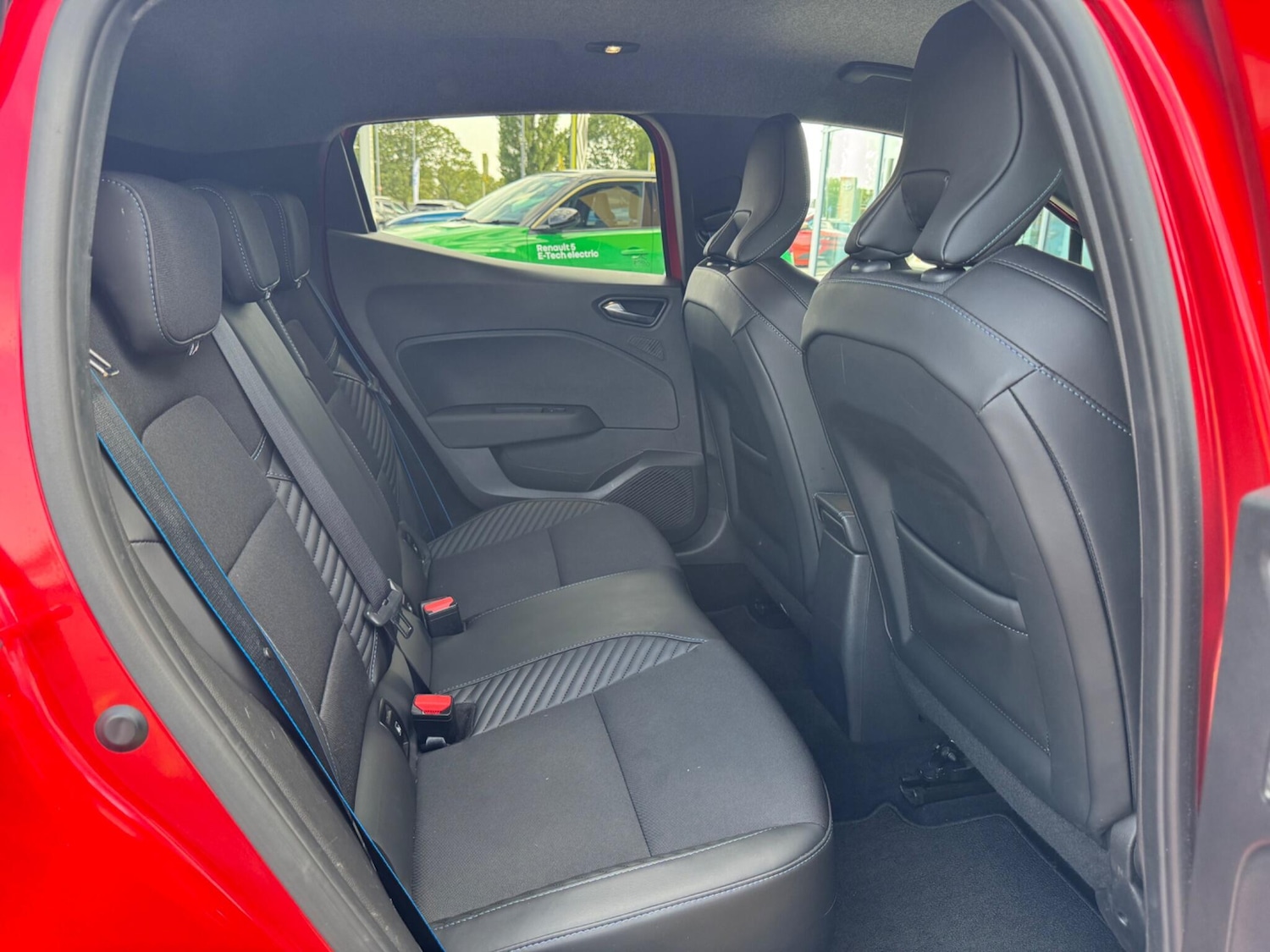 Used Renault Clio 2024 for sale - 76485999: Photo 23