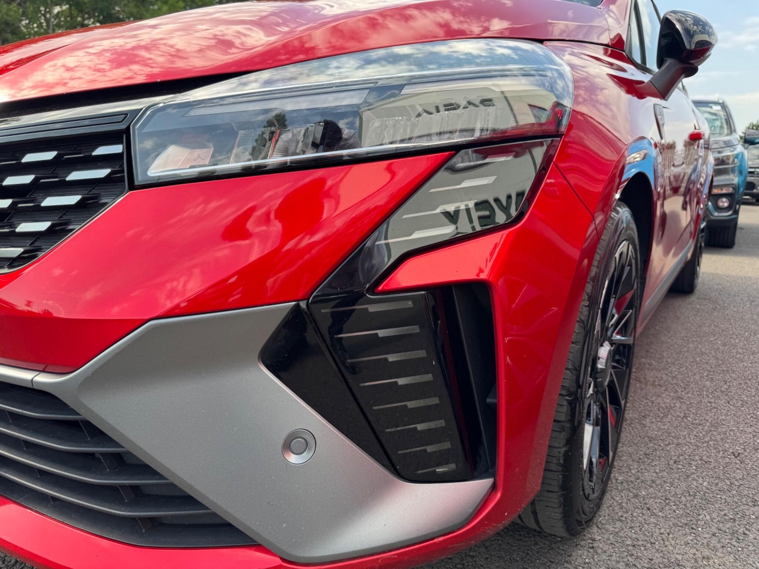 Used Renault Clio 2024 for sale - 76485999: Photo 9