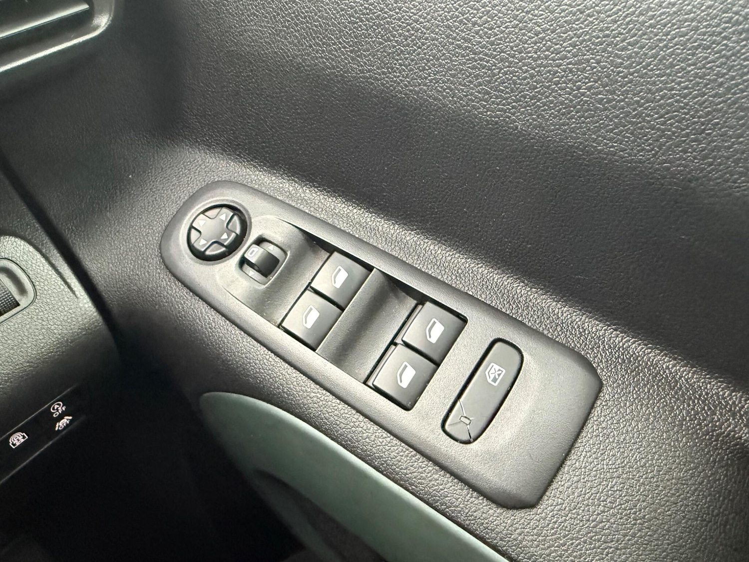 Used Citroen Berlingo 2019 for sale - 77015590: Photo 39