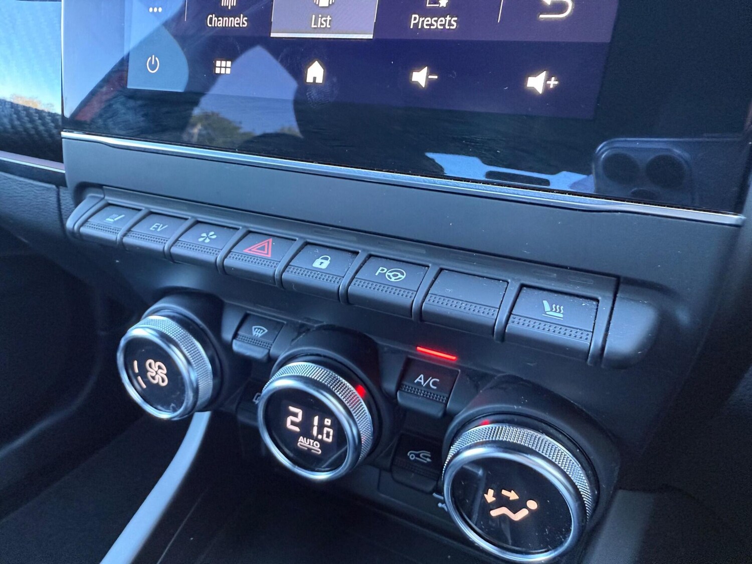 Used Renault Arkana 2022 for sale - 77091124: Photo 32