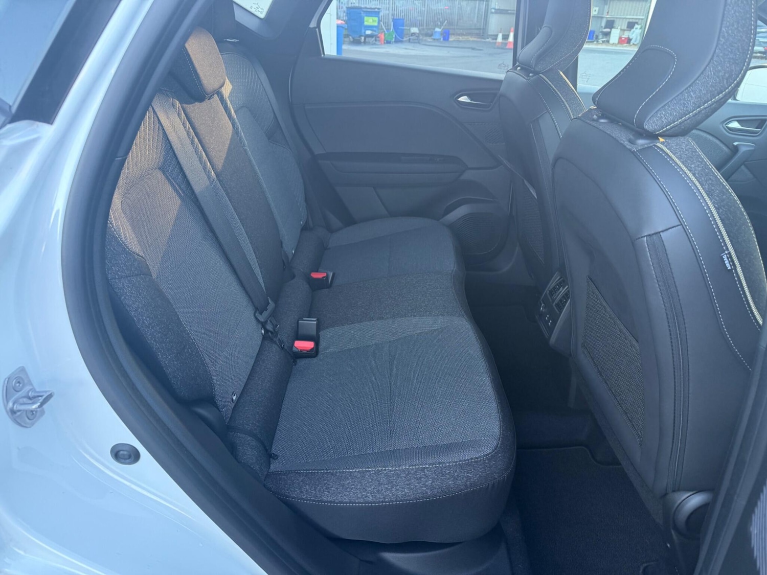 Used Renault Captur 2025 for sale - 76201126: Photo 18