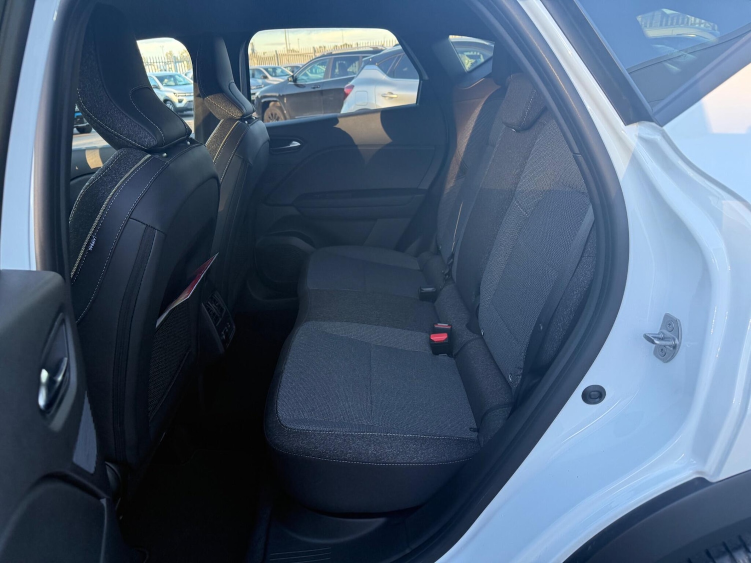Used Renault Captur 2025 for sale - 76201126: Photo 19