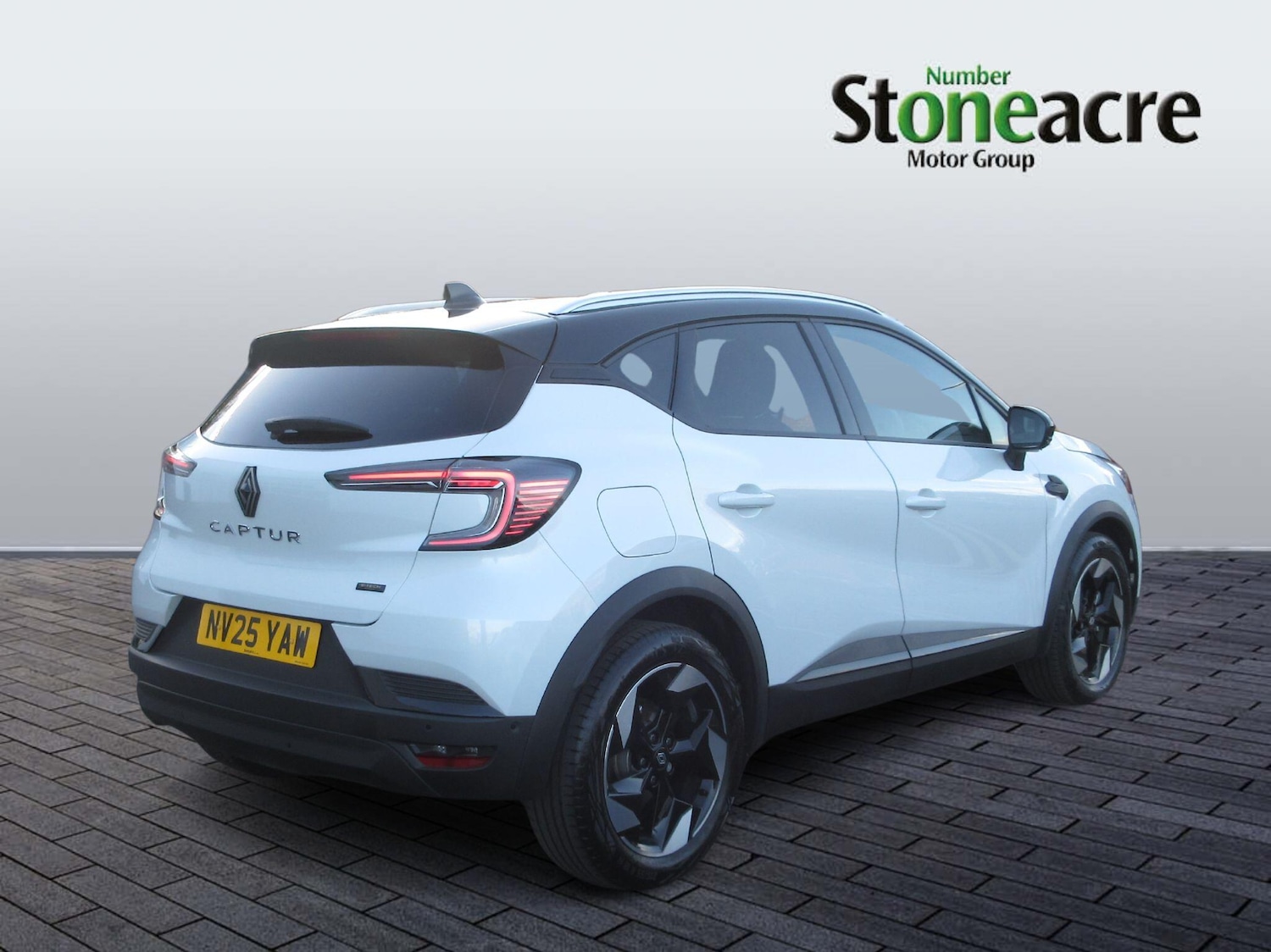 Used Renault Captur 2025 for sale - 76201126: Photo 3