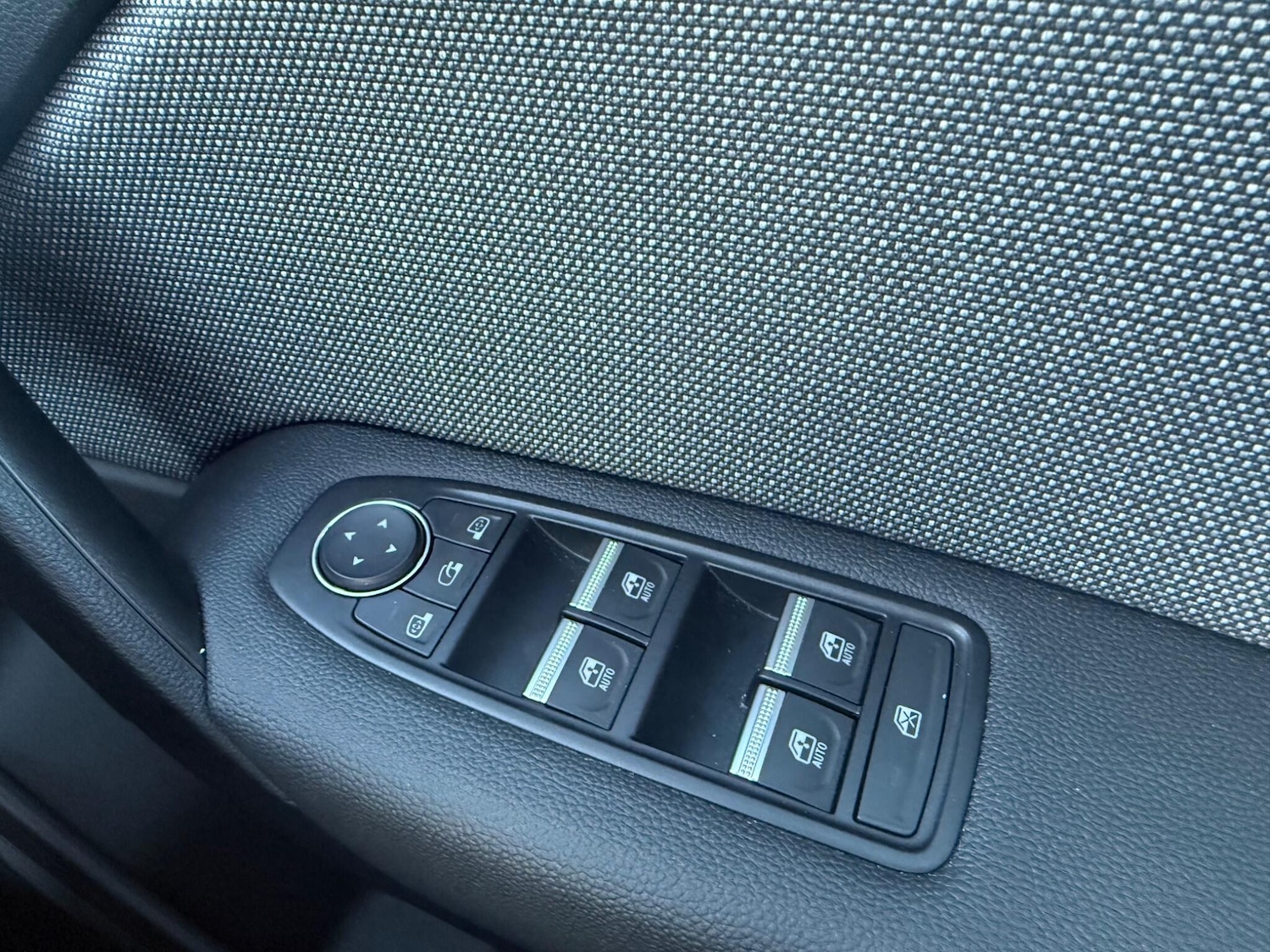 Used Renault Captur 2025 for sale - 76201126: Photo 39