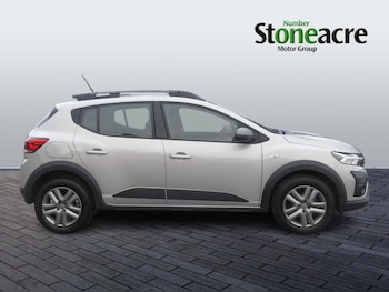Used Dacia Sandero Stepway 2023 for sale - 76527778: Photo