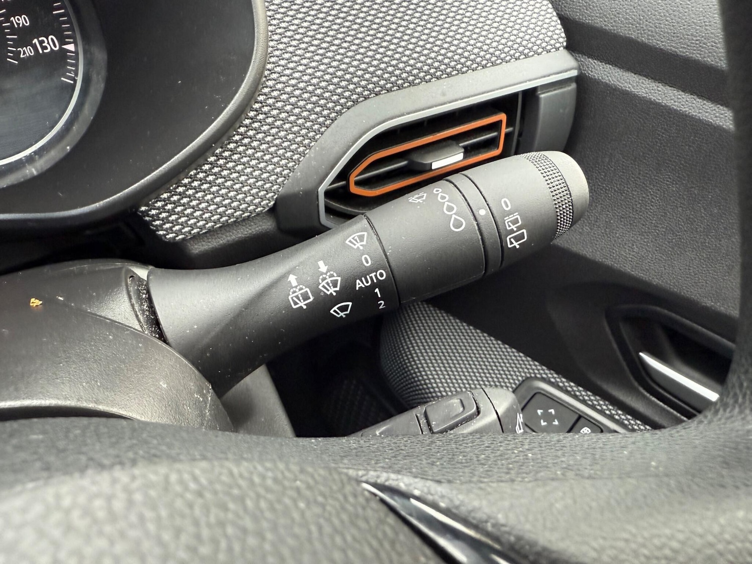 Used Dacia Sandero Stepway 2023 for sale - 76527778: Photo 37