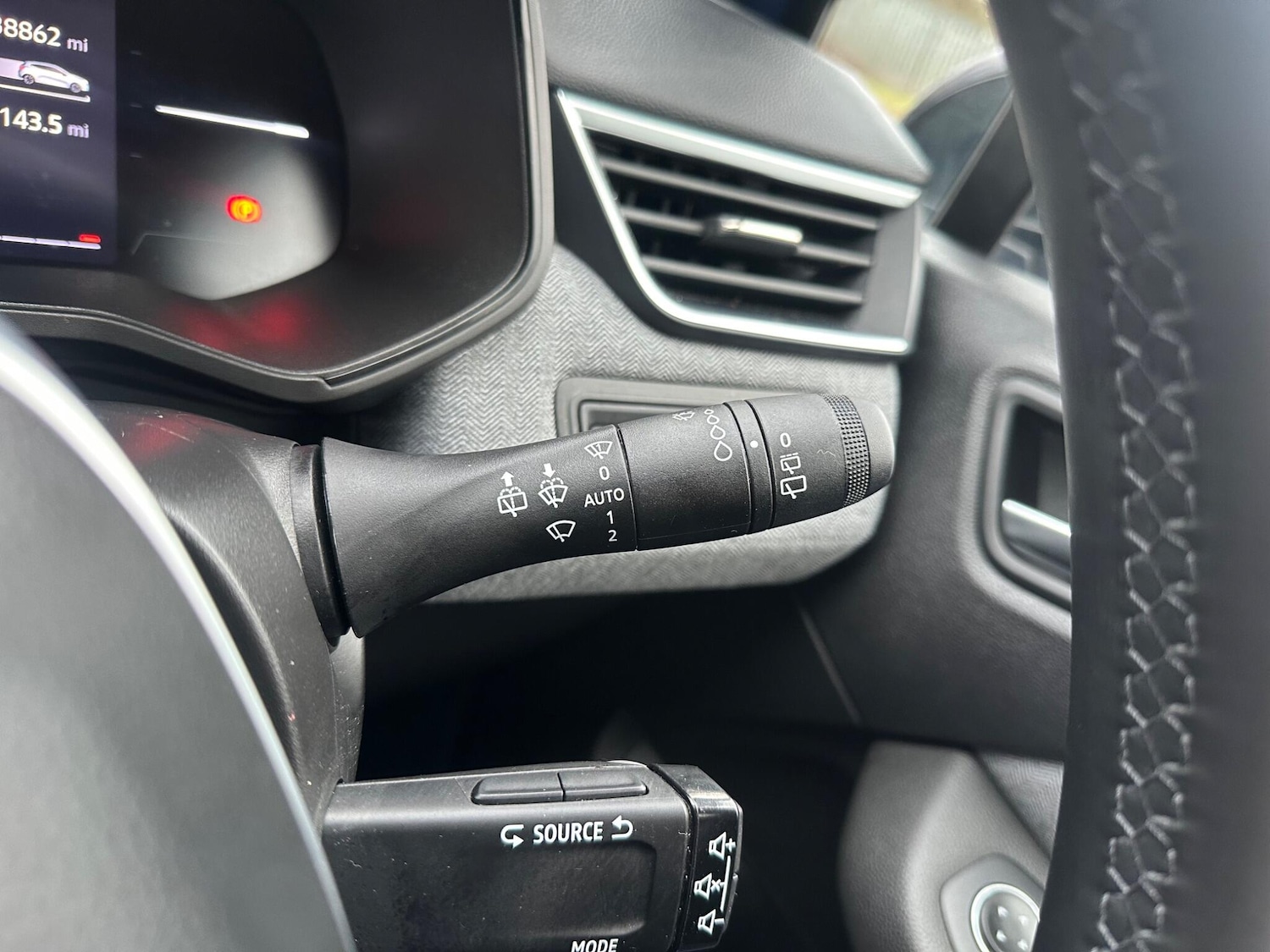 Used Renault Clio 2024 for sale - 77724139: Photo 24