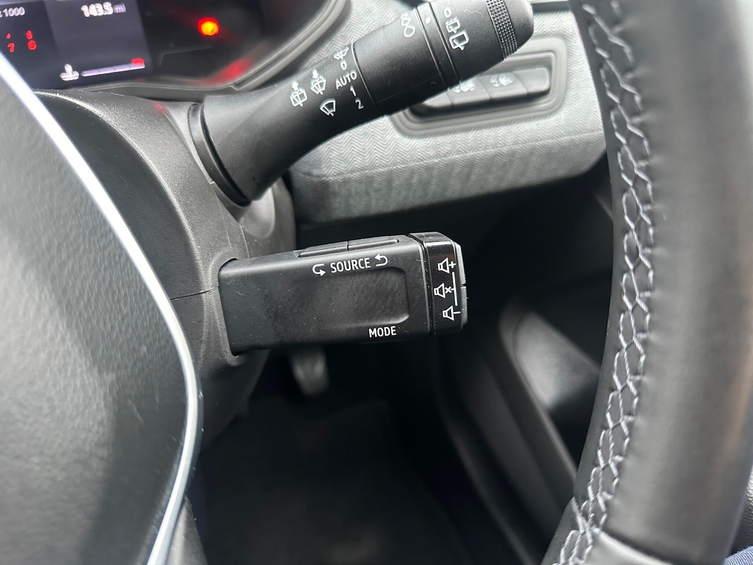 Used Renault Clio 2024 for sale - 77724139: Photo 25