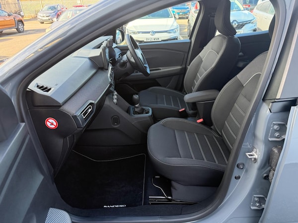 Used Dacia Sandero 2025 for sale - 76201311: Photo 18