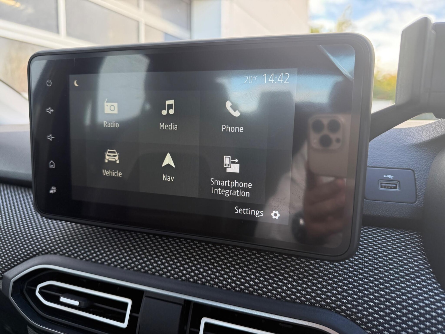 Used Dacia Sandero 2025 for sale - 76201311: Photo 22